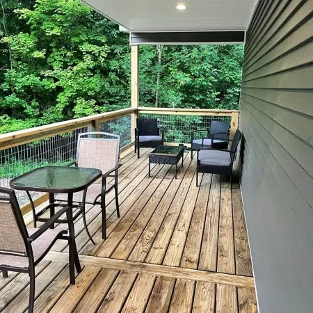 Hidden Hideway, fully furnished home perfect for family get aways!