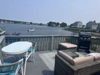 Newport, Coastal Retreat!  Boat Dock , jet srental & private chef  available..