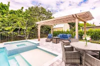 Stunning 4BR Home w/ Pool & Spa, Fire Pit Hotel in zona Kensington Golf & Country Club