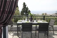 Detached villa - 2 south-facing terraces - Exceptional sea view - 5 minutes from the beach