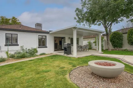 ❤️of PHX • Heated Pool • Chef's Kitchen • Fast WiFi