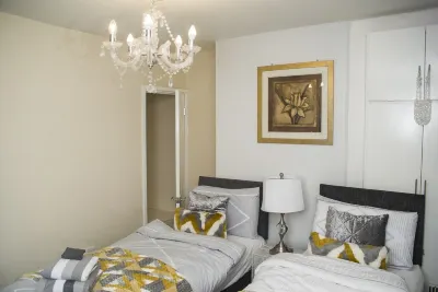 * Newly refurbished 3 bedroom in Grays *  Close to amenities Cosy and clean