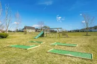 3BR Lakeview-HotTub-Firepit-Gameroom-PuttPutt Hotels in Milo