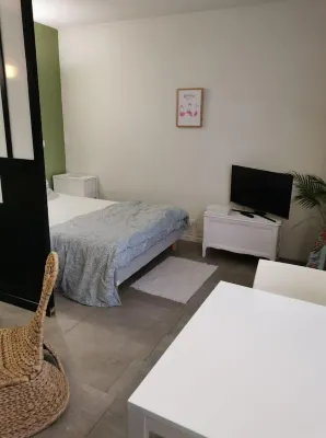 Appartement Bordeaux Centre, Accès Piscine