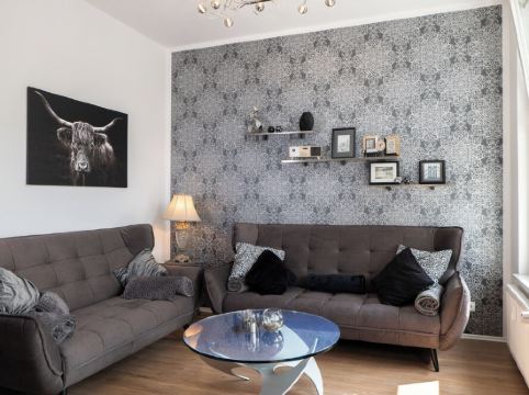 140 qm Eisenach Stadtzentrum mit 4 Schlafzimmern, 2 Bäder, Großes Wohn/esszimmer