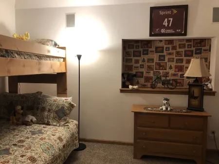 Beautiful Victorian Home, Recently Remodeled, 1/2 Block To Main Street Отели в г. Фриско