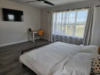 Fam-tastic Roomy Getaway Near Prospect Meadows