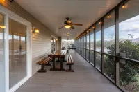 Lake view and lakes access home on Lake Chatuge -mountain view -spacious home.