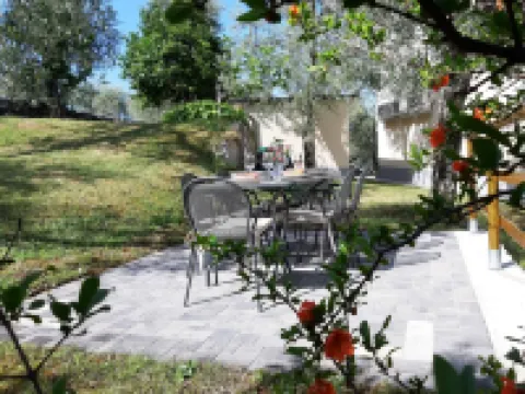 Apartment Orchidea with beautiful lake view