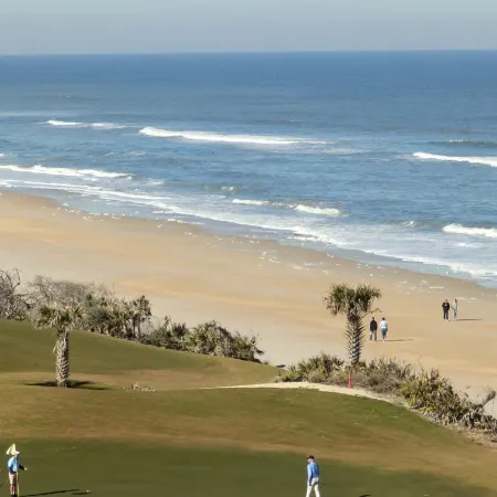 Direct Ocean Front Penthouse, Vacation In The Lap Of Luxury !