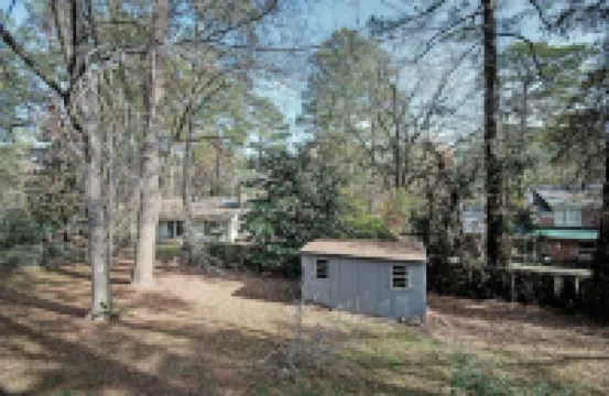 Hickory Suite: Luxury Studio in Safe/Central Location by WholeFoods & Hospitals