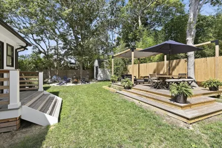 Completely Redone Private Modern Beauty Only 3.9 Miles to Shinnecock Hills