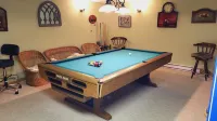 Hot Tub Ski Gulf Luxury in Poconos Amenity Filled  Community!