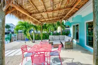 Trip Around the Sun 2/2 + dockage & cabana club Hotels in Key Colony Beach