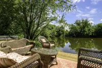 Welcome to The Boathouse! Waterfront/Boats/Hot tub Hotel di Rosendale