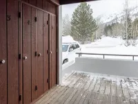 COMFY COZY SLOPESIDE CONDO-HOT TUB HEATED POOL ACCESS -5 MIN FREE RIDE TO LIFTS