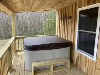 Mountain Meadow Cabin with Hot Tub, Beautiful View, WiFi!, Secluded and Peaceful Hotels in Upshur County