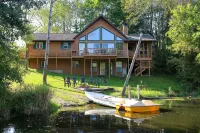 Lakeside Haven Home On Birch Lake, Sleeps Up To 12 People.