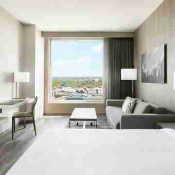 AC Hotel Bethesda Downtown Rooms