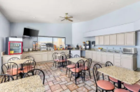 เดย์สอินน์ บายวินด์แฮม บั๊คอาย