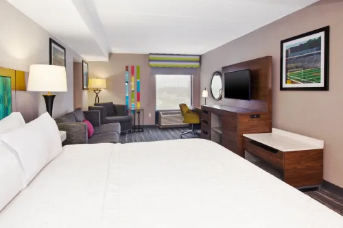 Hampton Inn College Park Hotels in Berwyn