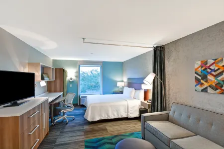 Home2 Suites by Hilton Tampa - USF/Near Busch Gardens