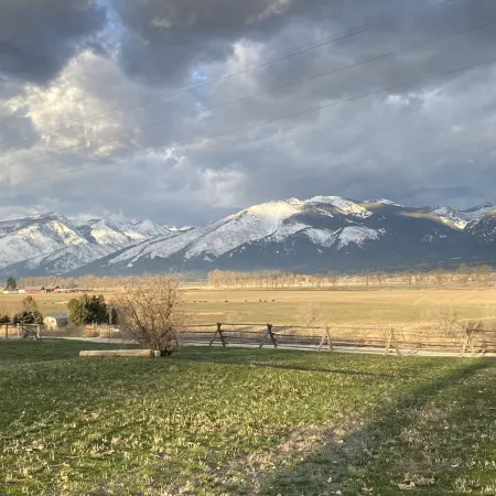 Wilderness Spirit Cabins, LLC-'Eagle Nest'- Heavenly Mountain Views