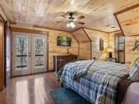 Copper Spa -Luxury Cabin w/ Steam Spa, Hot Tub - Sleeps 14 Hotels in Broken Bow