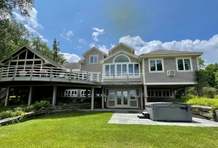 Enjoy Every Season at this Serene Estate with Incredible Mountain Views !