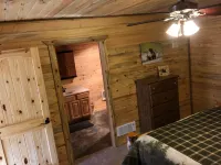 Outstanding Crandall Cabin minutes from Yellowstone, ready for your adventure!