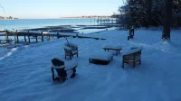 Entire Home! Waterfront Retreat, Private Dock, 3 Acres, 10 min. to beach!!