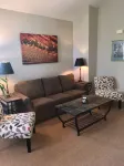 Newly renovated 1 BR located between Vail & Beaver Creek