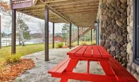 Large Bay Lake Lakefront Cabin w/Game Room & Water-View Deck, Dock and more…