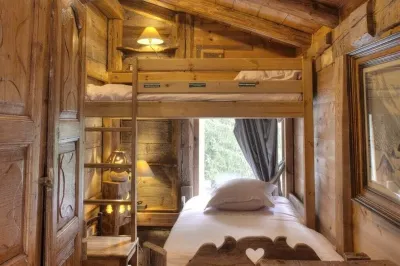 Hôtel les Chalets de Philippe Avec Jacuzzis Privatifs فنادق في Argentiere