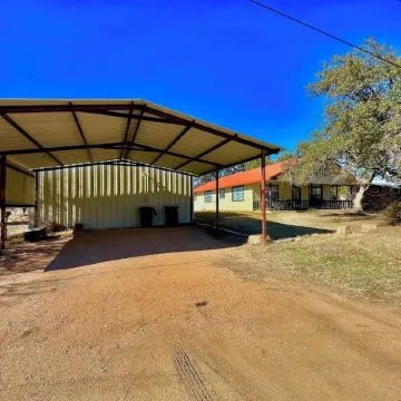 Lawrence's Tree Haus on the Llano River