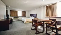 普拉多飯店 - 3 星級