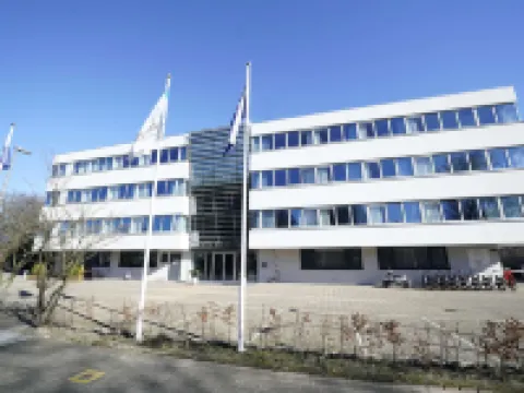 アムラス アパート ホテル スキポール バトフーヴェドルプ バドフーフェドルプのホテル