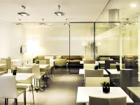HelloSky Air Rooms Madrid Hotel di Paracuellos de Jarama