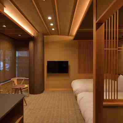 四万温泉 鹿覗きの湯 つるや Rooms