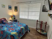 Sleeps 6 nr GPT / Biloxi beaches Pet Friendly Fenced Back Yard Outdoor Kitchen