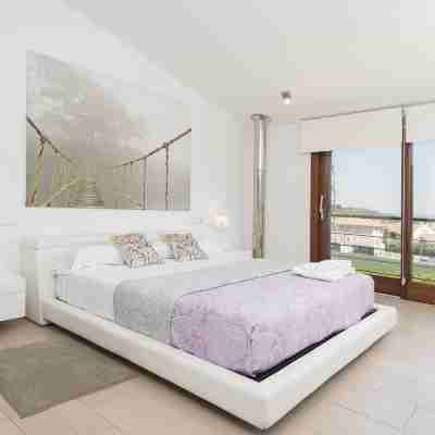 PICARA - Villa with private pool in Mancor De La Vall. Free WiFi Rooms