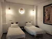 Hotel Atlas Gorge Dades Các khách sạn ở Tamellalt
