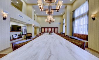 Hampton Inn & Suites Harrisburg/North