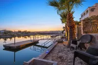 Waterfront  Pool  Spa  Views  Dock  7 bd