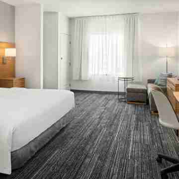 TownePlace Suites Minneapolis Mall of America Rooms