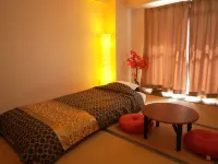 Royal City Hotel فنادق في أوبي