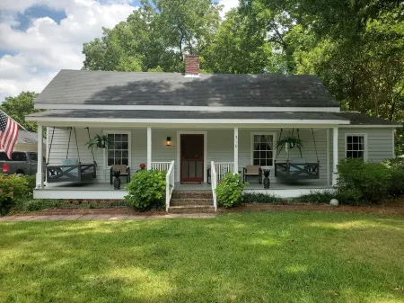 Mimi's Sweet Retreat