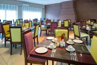Kadoma Hotel & Conference Centre - breakfast