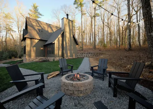 Luxury 4BR Mountain Home Near Downtown Highlands, Surrounded by Nantahala Forest