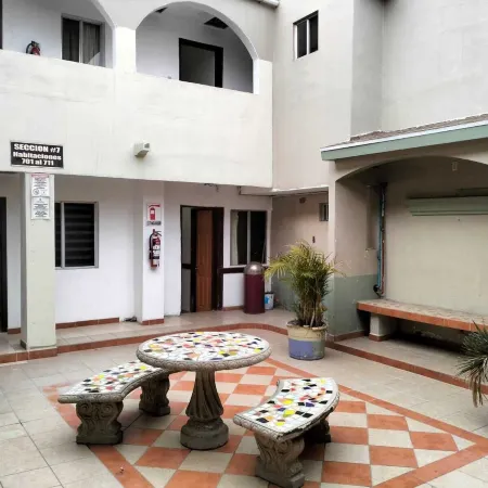 hotel economico